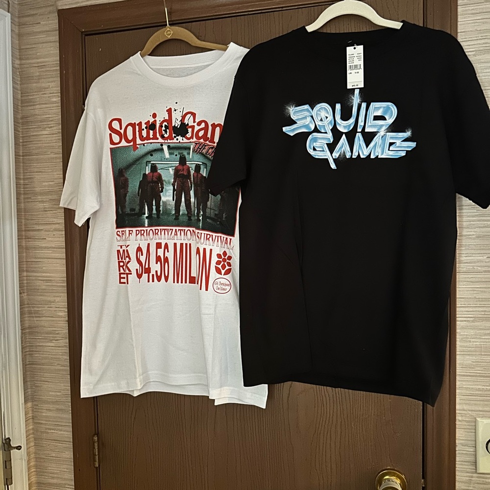 Market Squid Game Graphic T-Shirts - Black and White